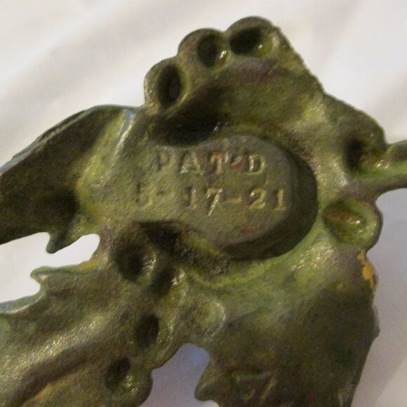 2 Vintage  Christmas Cast Iron Holly Candle Holders - Picture 9 of 10